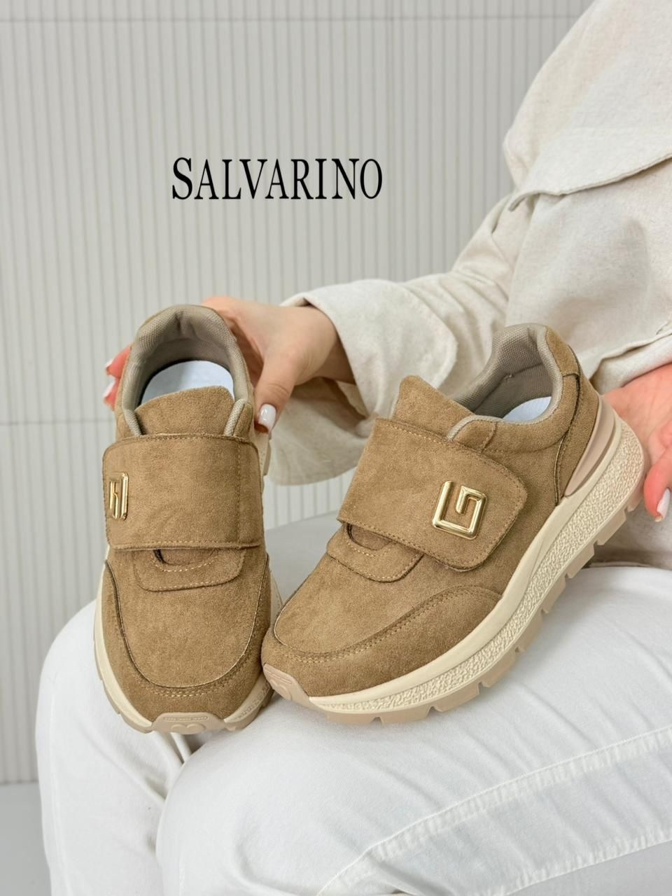 ,женская ,теплые кроссовки,женские кроссовки,модная женская