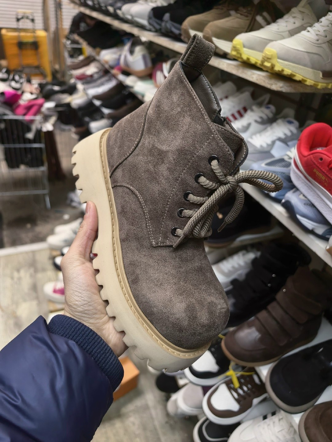 ,ботинки женские,ботинки женские демисезонные челси замша,ботинки челси замшевые женские,ботинки