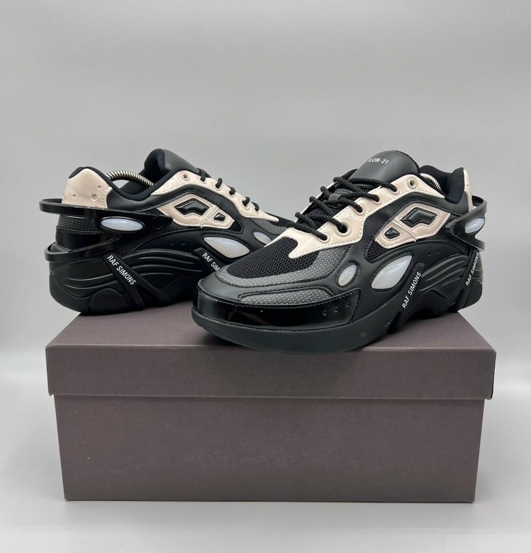 черно-бежевые кроссовки cylon-21 raf simons,кроссовки raf simons cylon-21 черный,кроссовки raf simons cylon-21 sneaker,кроссовки raf simons cylon-21 кремовый,кроссовки raf simons черный