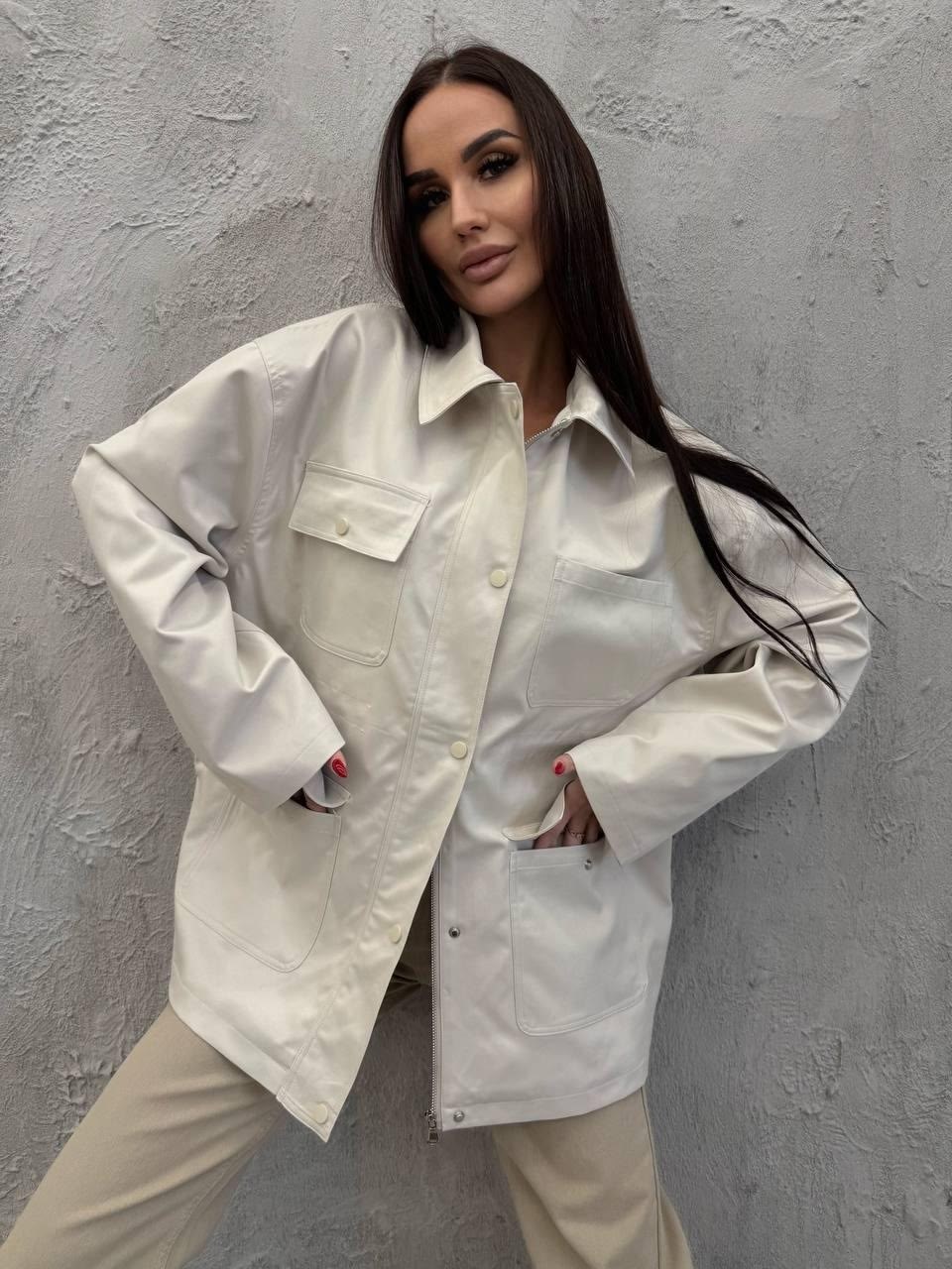 белая джинсовая куртка,куртка женская,куртка повседневная,легкая куртка,модная женская куртка