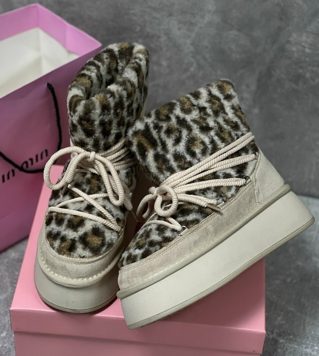 угги луноходы меховые на высокой подошве besmoda shoes 256523753,угги зимние с мехом на завязках valentina wang,,женские угги,угги луноходы меховые на высокой подошве besmoda shoes цвет хаки