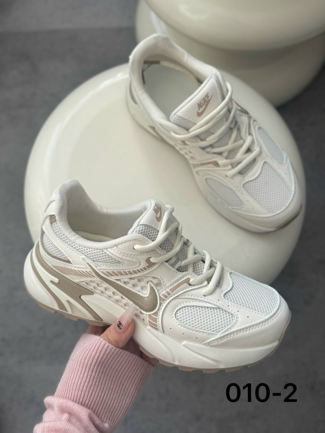 кроссовки женские,спортивная ,модные кроссовки,повседневные кроссовки,кроссовки массивные