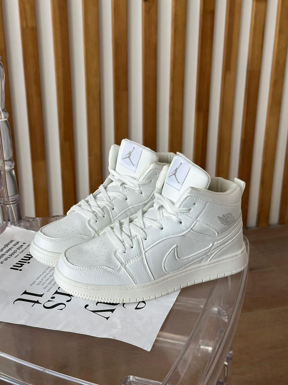 кроссовки найк женские белые кожаные высокие,кроссовки белые nike air force,женские кроссовки,зимние кроссовки женские белые высокие,кроссовки