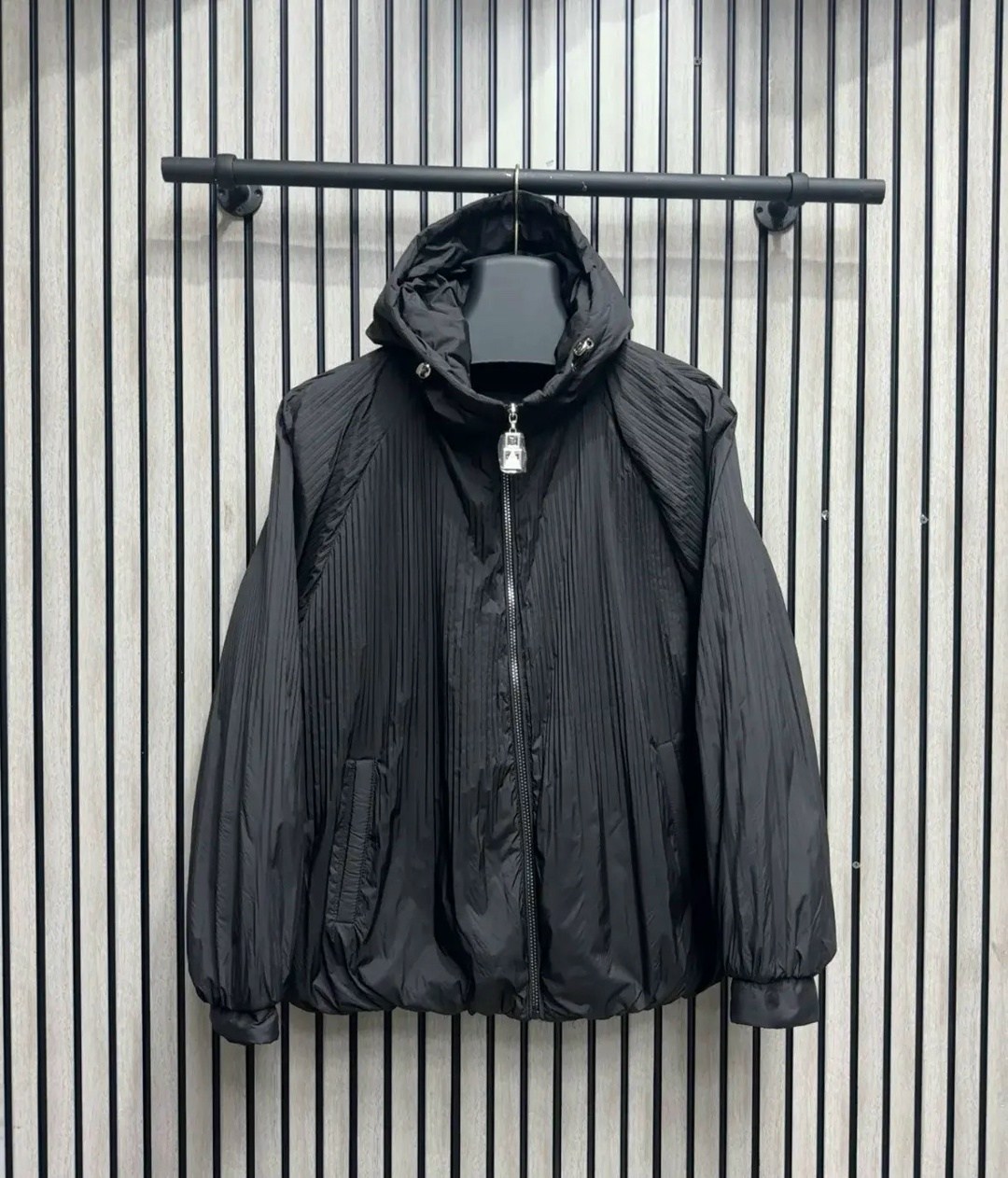 демисезонная куртка,стильная куртка,женская куртка,куртка,легкая куртка