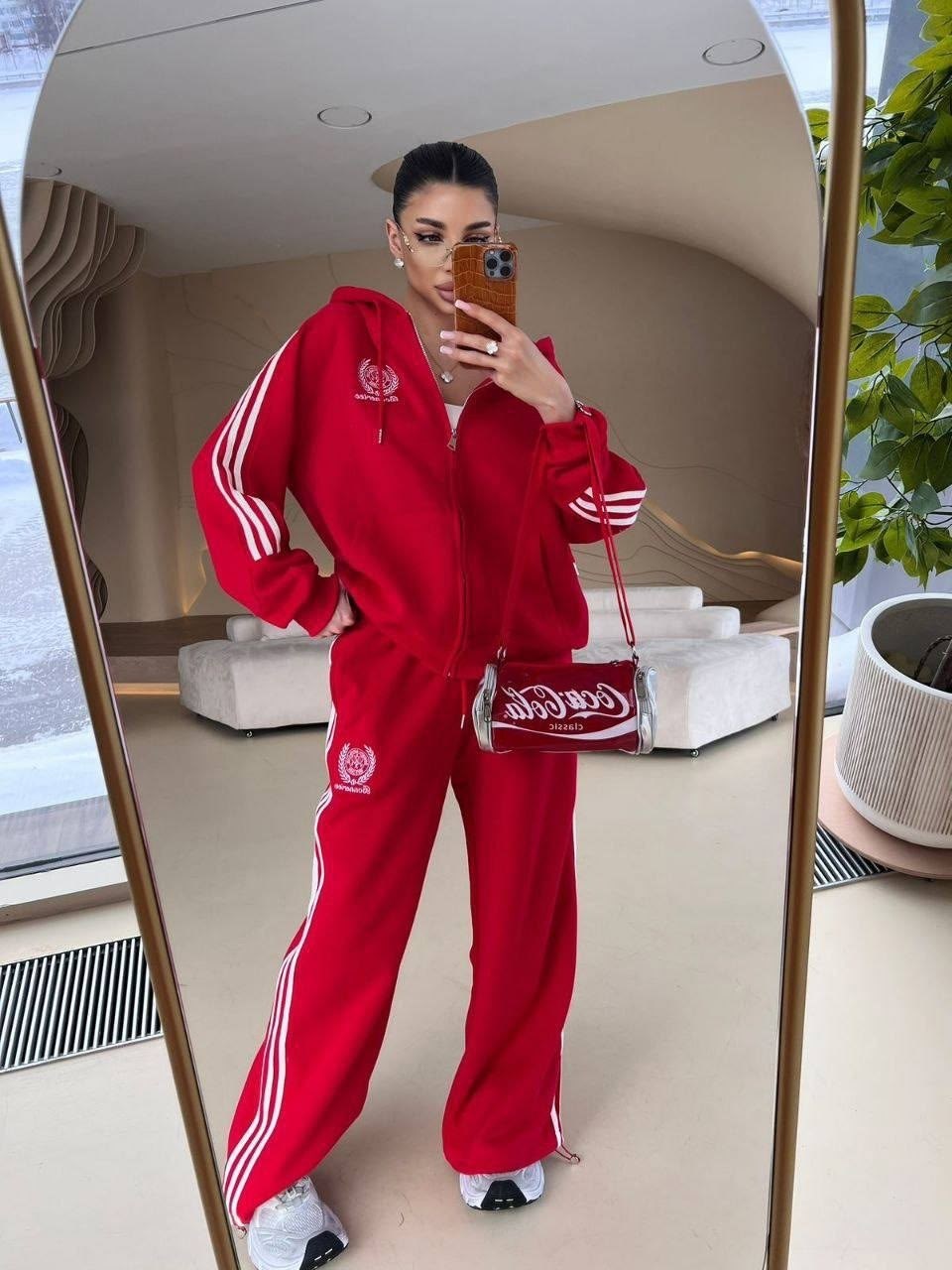 loro piana женский красный костюм,спортивный костюм,спортивный костюм женский,женский костюм,красный женский костюм