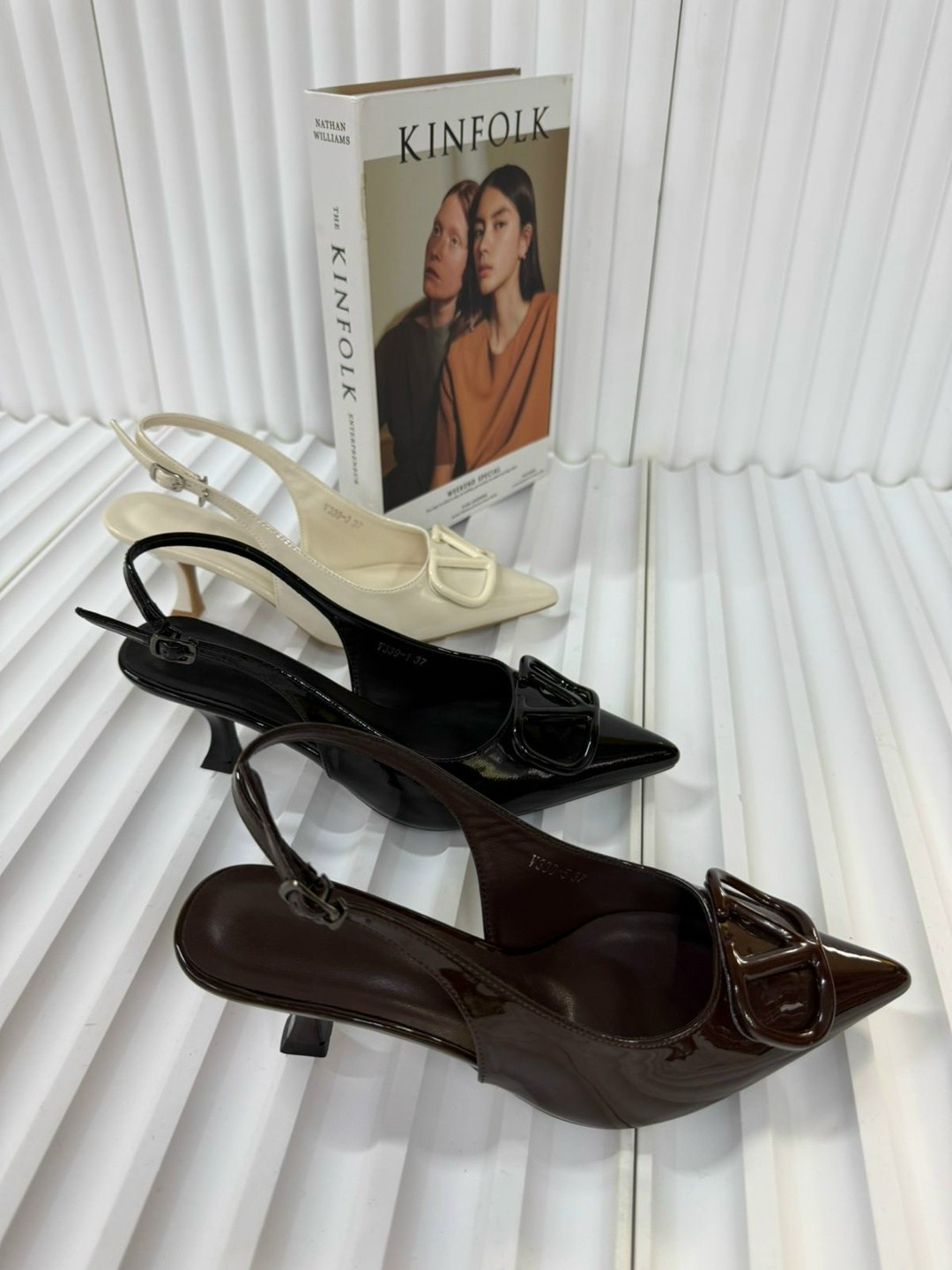 ,туфли yves saint laurent,туфли лодочка,женские босоножки,туфли женские