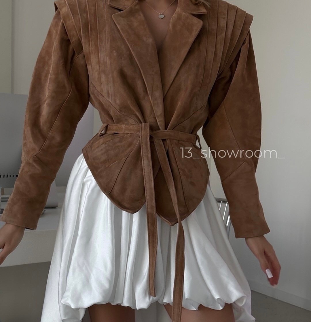 мода стиль,модные наряды,одежда стильная,замшевая куртка