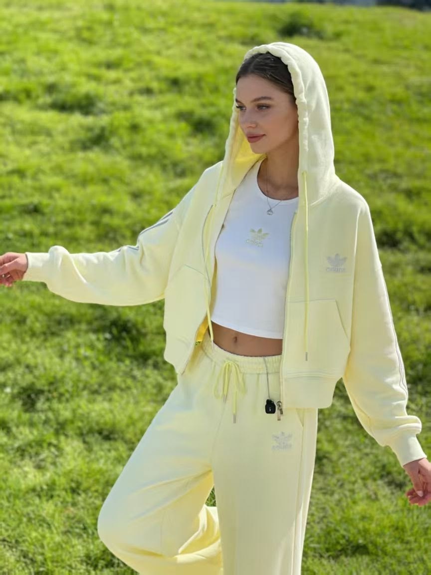 костюм спортивный adidas,толстовка адидас серая с полосками,женский спортивный костюм adidas,толстовка adidas,женские толстовки adidas