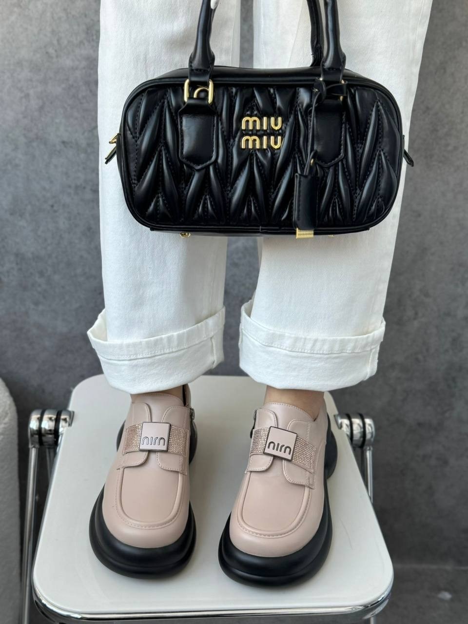 сумка miu miu,стеганая сумка arcadie miu miu черный,сумка miu miu через плечо,miu miu сумка на плечо кросс-боди,сумка женская miu miu