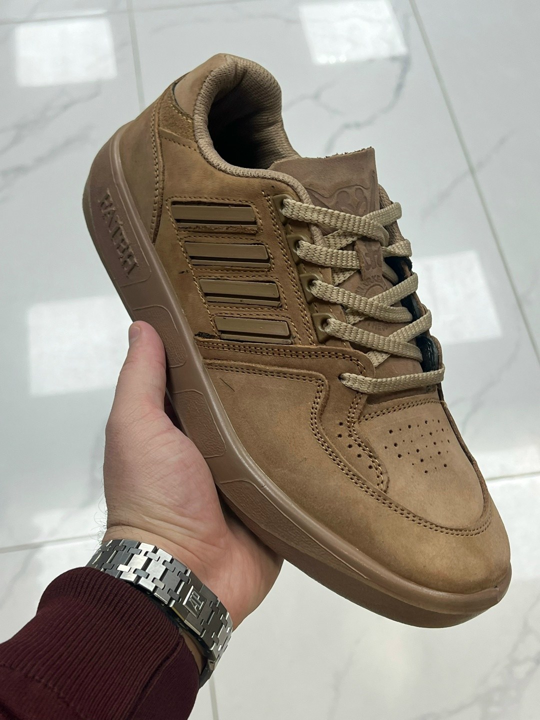 ,спортивная ,кроссовки мужские из натуральной кожи,кроссовки мужской натуральная кожа,повседневные кроссовки