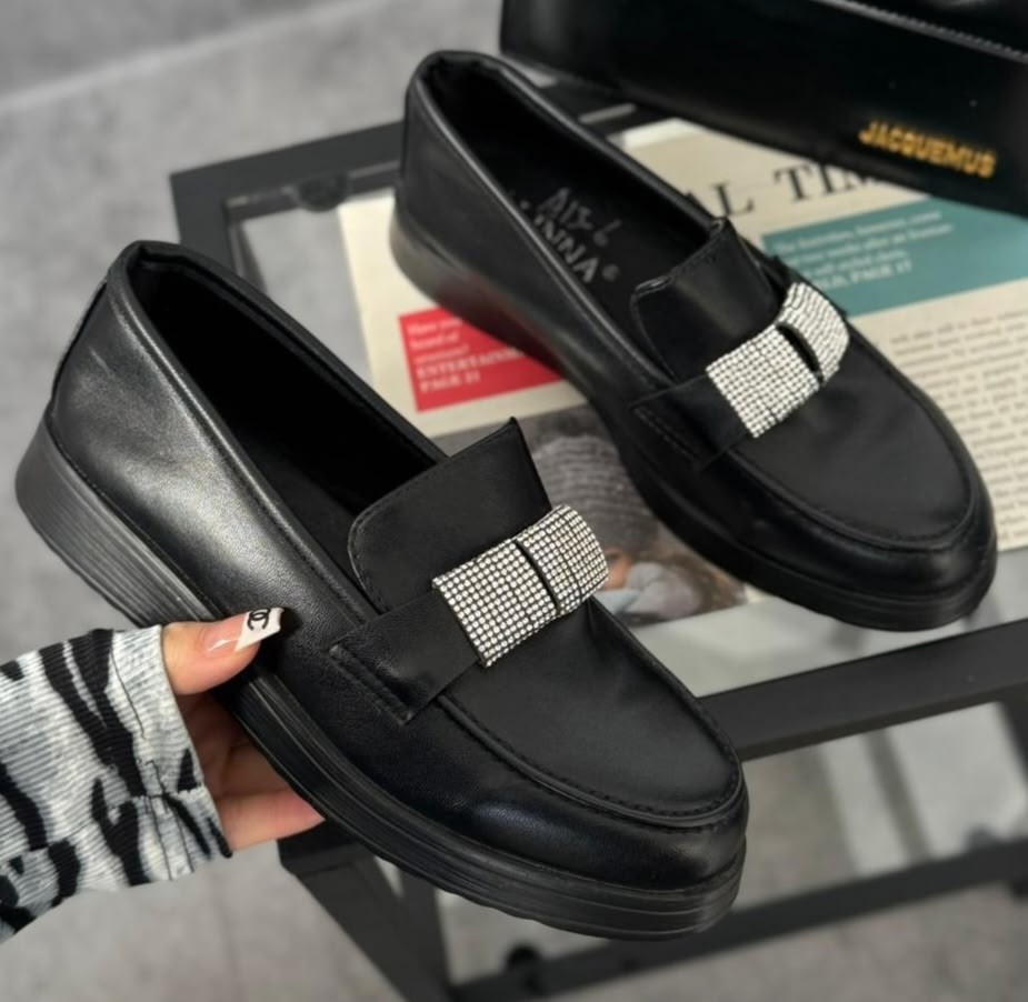 женские лоферы,обувь,лоферы renzoni,лоферы модные,черные лоферы женские