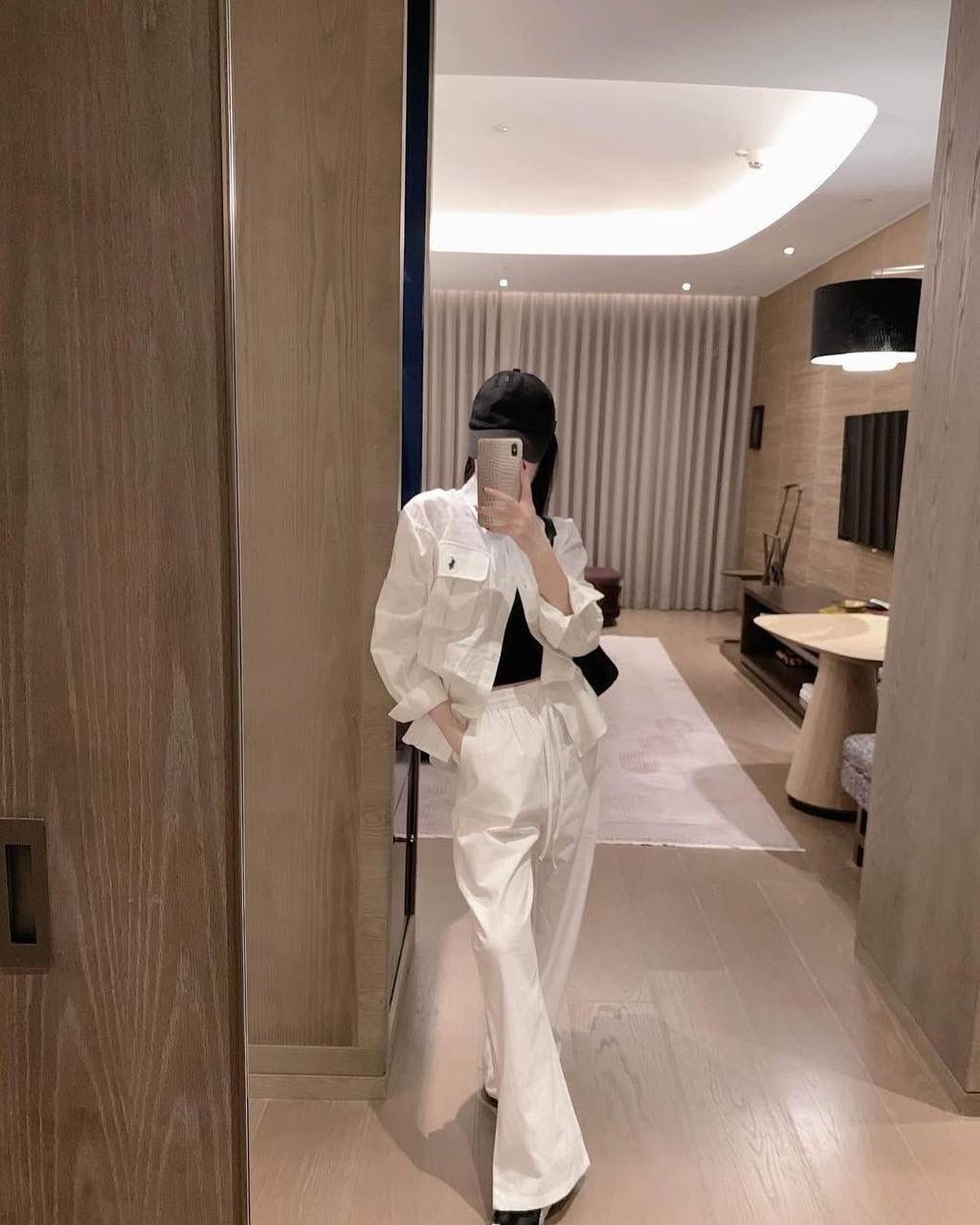 женские костюмы,костюм женский голубой,стильные женские костюмы,голубой костюм