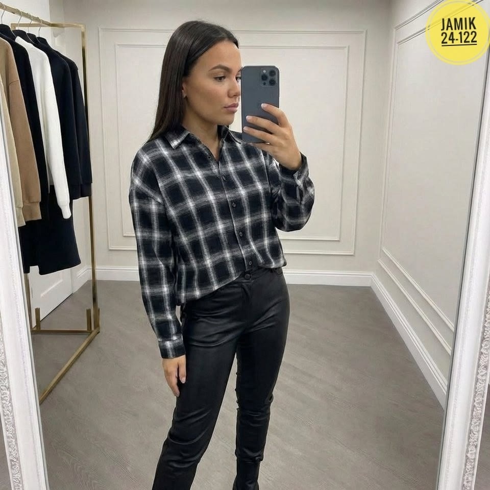 рубашка miu miu оверсайз в клетку варенка,женская рубашка в клетку оверсайз,рубашка в клетку оверсайз ease house,рубашка в клетку свободного кроя,рубашка в клетку женская