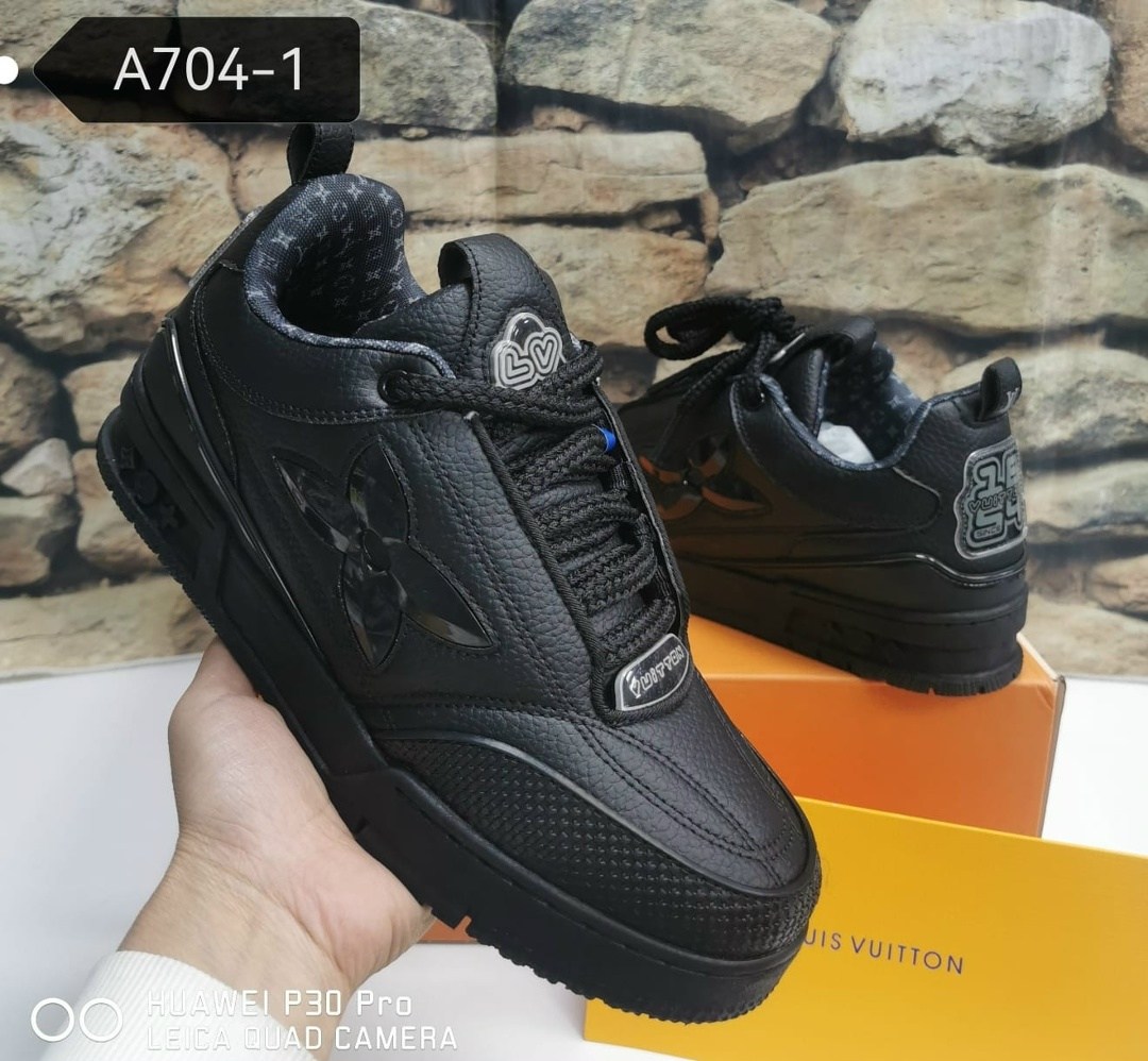 кроссовки louis vuitton,кроссовки louis vuitton trainer,кроссовки луи виттон trainer мужские,louis vuitton кроссовки мужские,мужские кроссовки louis vuitton белый черный