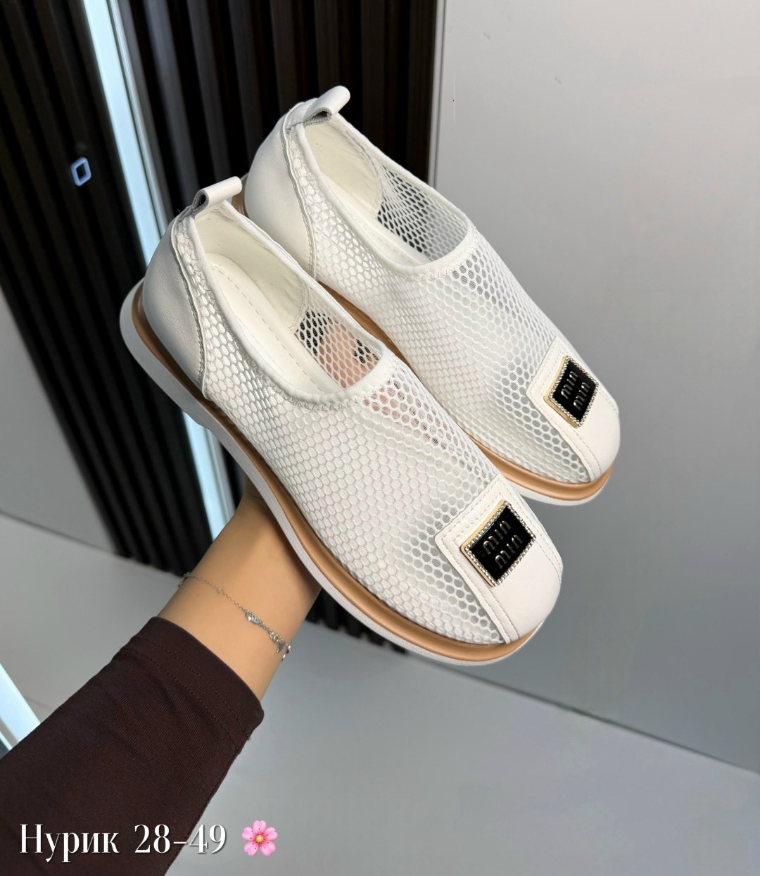 , женская,женские кроссовки,удобная ,обуви