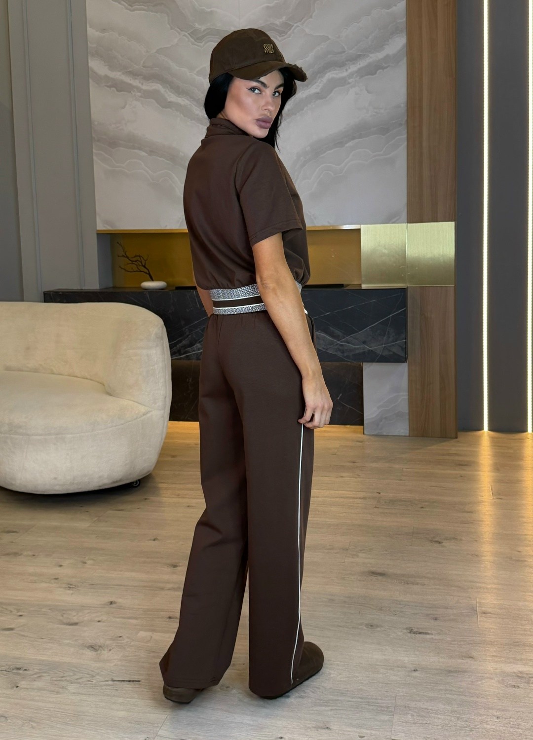 женский спортивный костюм,костюм женский спортивный коричневый,женский костюм,спортивный костюм,костюм спортивные женские костюмы