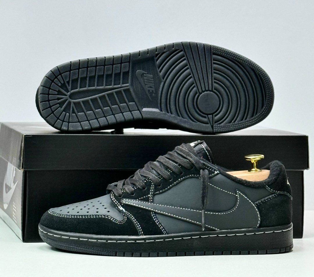 nike air jordan 1 low travis scott black phantom,nike air jordan 1 low travis scott,кроссовки nike air jordan 1 low travis scott,кроссовки nike air jordan 1 low x travis scott чёрные,кроссовки travis