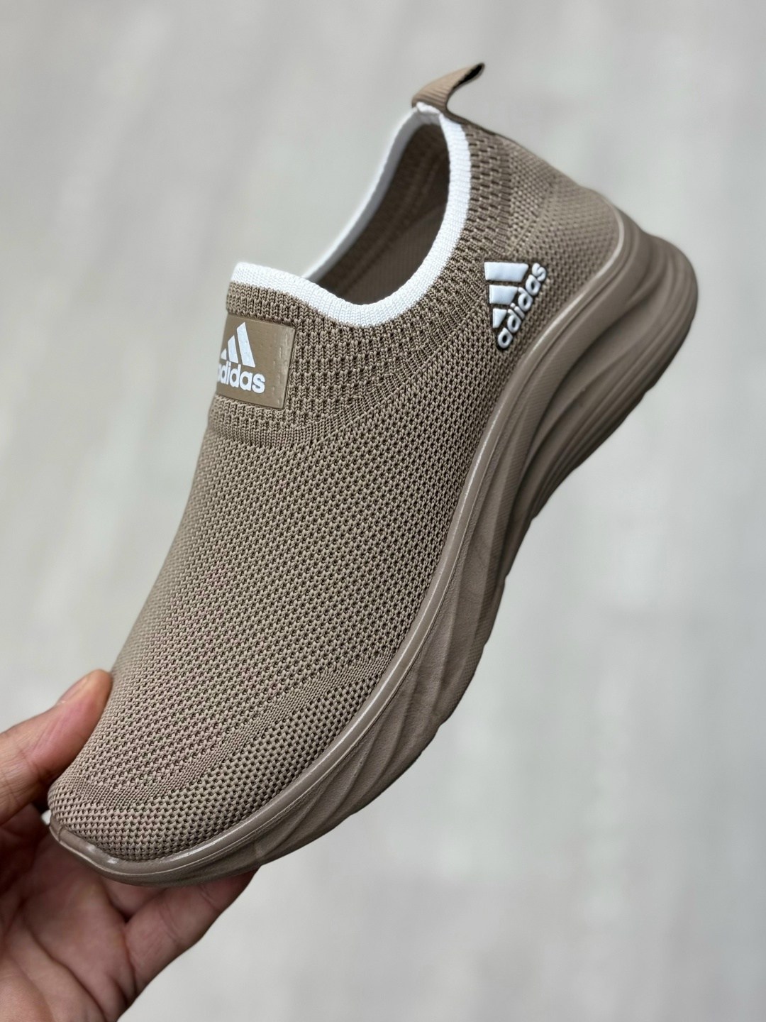 ,кроссовки мужские adidas,женские кроссовки,повседневные кроссовки,кроссовки удобные