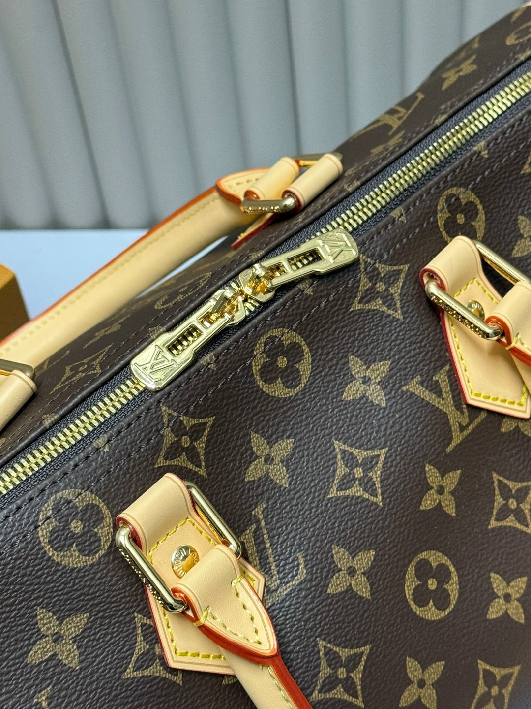 louis vuitton женская сумка,сумки louis vuitton,сумка луи виттон,луи виттон сумка спиди,louis vuitton speedy 30