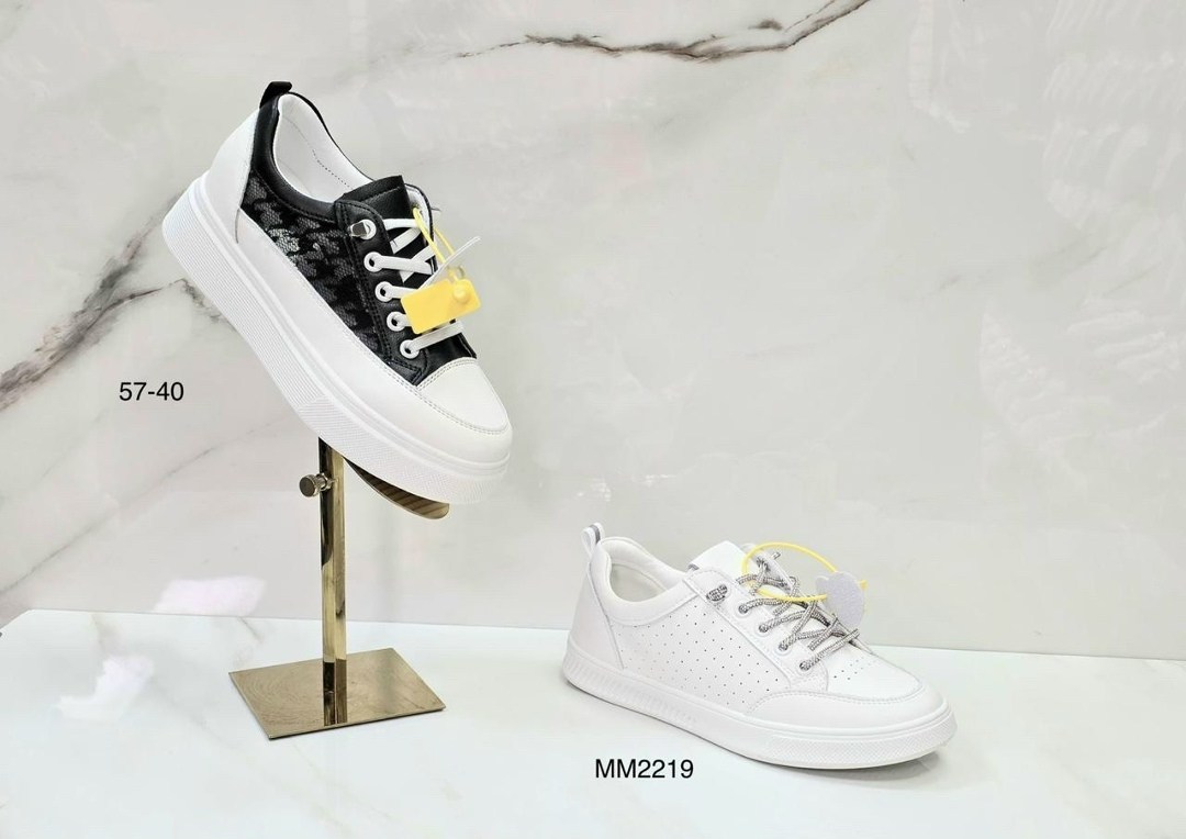 ,кеды женски,женские кроссовки,обуви,женские кроссовки белые