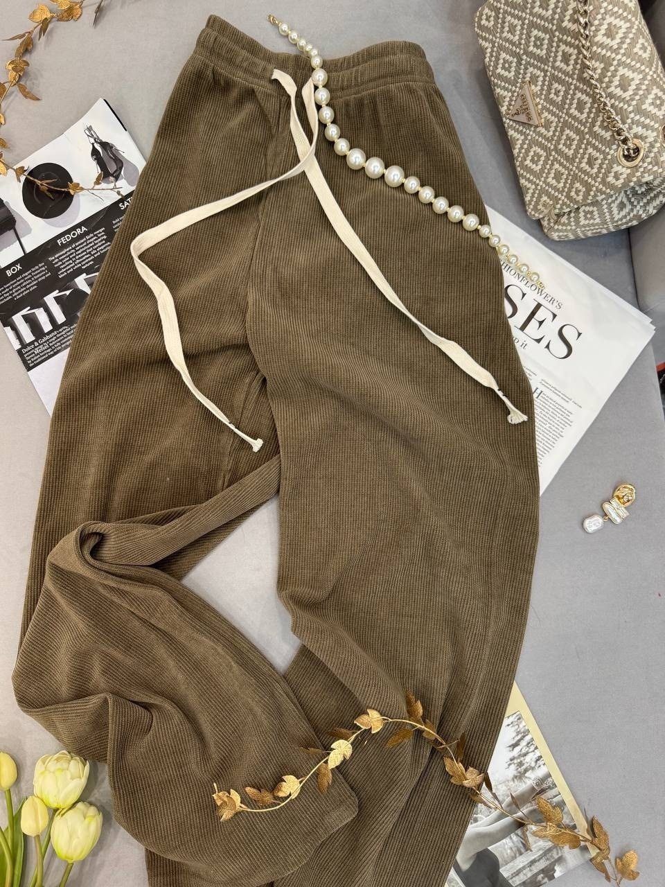 штаны вельветовые,вельветовые спортивные брюки,брюки свободные,вельветовые брюки с широкими штанинами,штаны вельвет