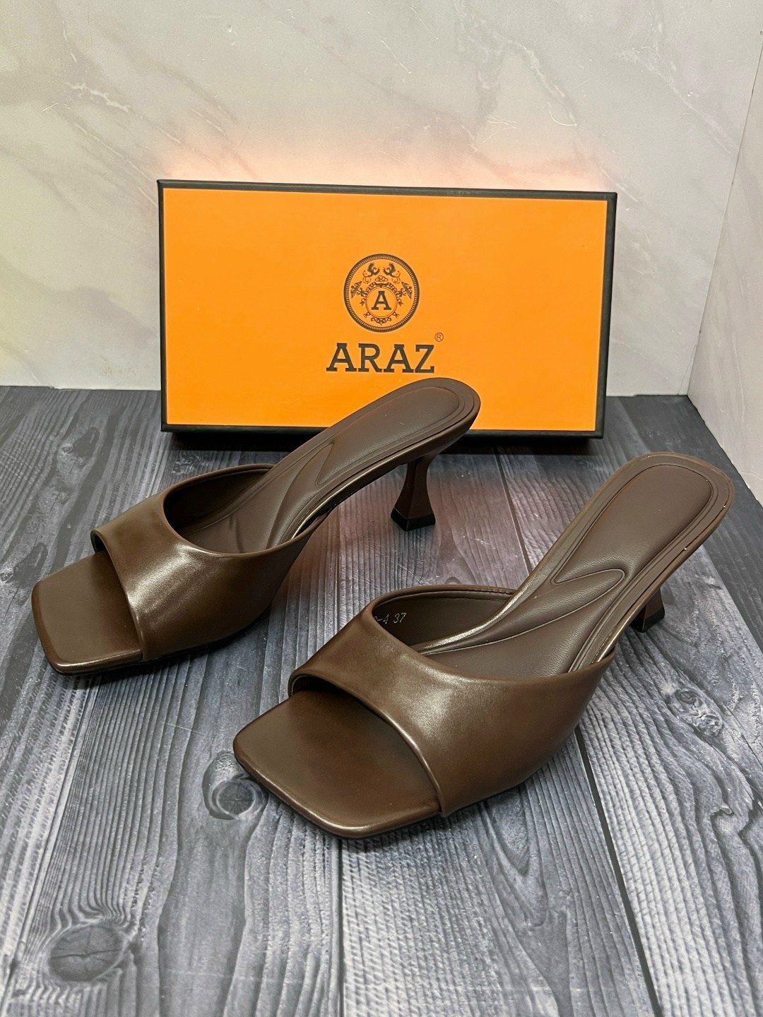 ,женские босоножки,обуви,женская ,высокие босоножки