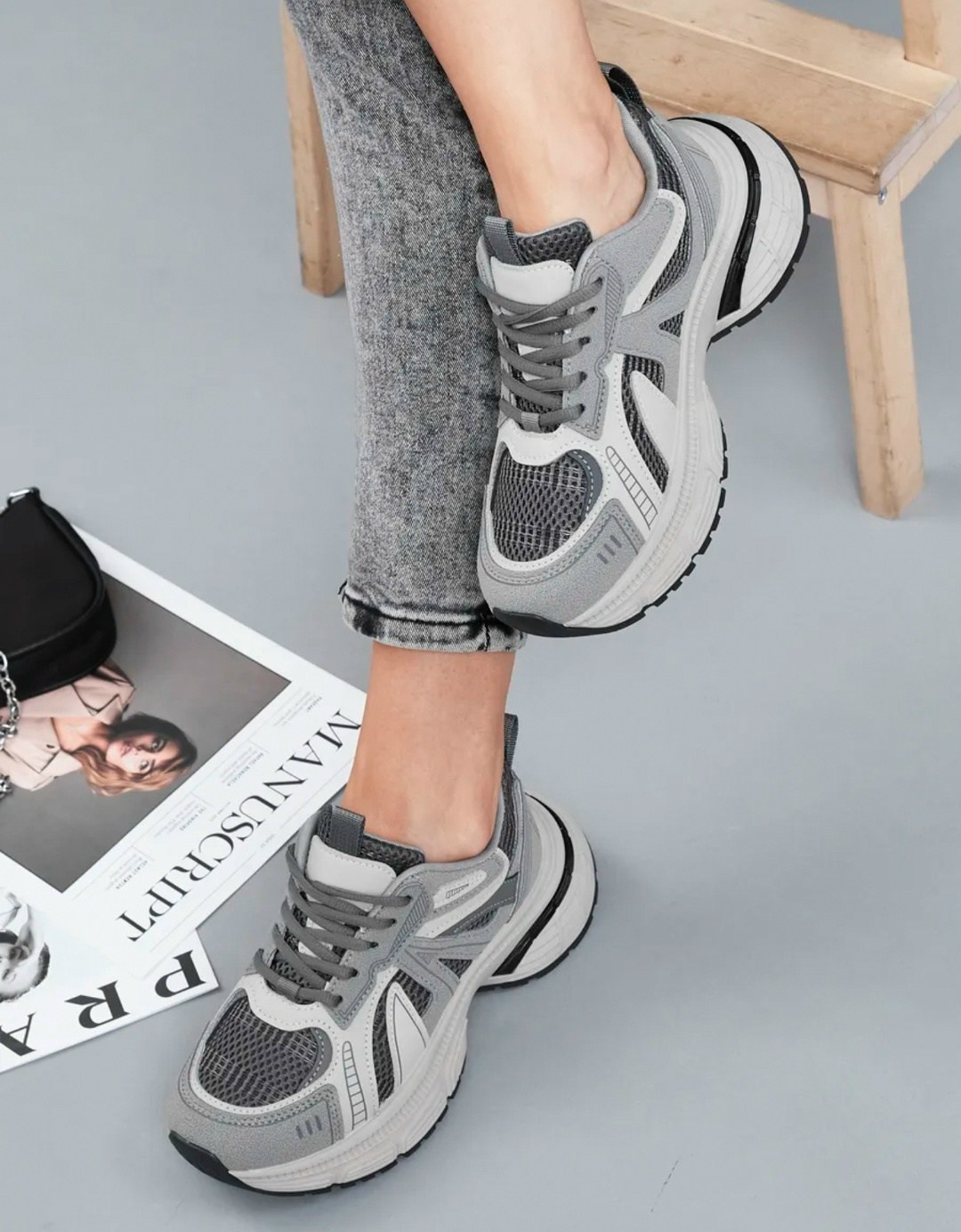 кроссовки женскиe,,кроссовки для женщин,кроссовки серые,спортивная