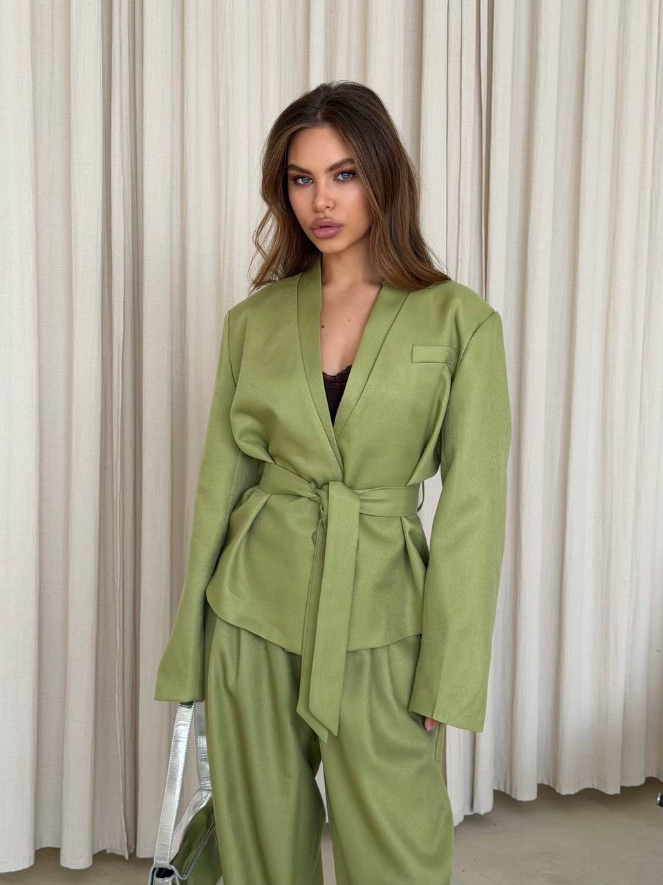 брючный костюм,брючные костюмы женские,оливковый костюм,комплект брючный