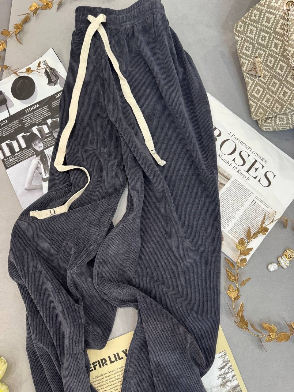 штаны вельветовые,вельветовые спортивные брюки,брюки свободные,вельветовые брюки с широкими штанинами,штаны вельвет