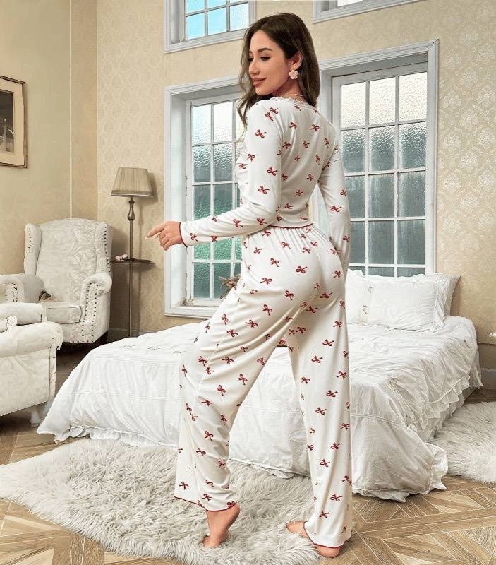 пижама женская,пижама для женщин,комплект пижама,женский пижамный комплект,домашняя одежда пижама