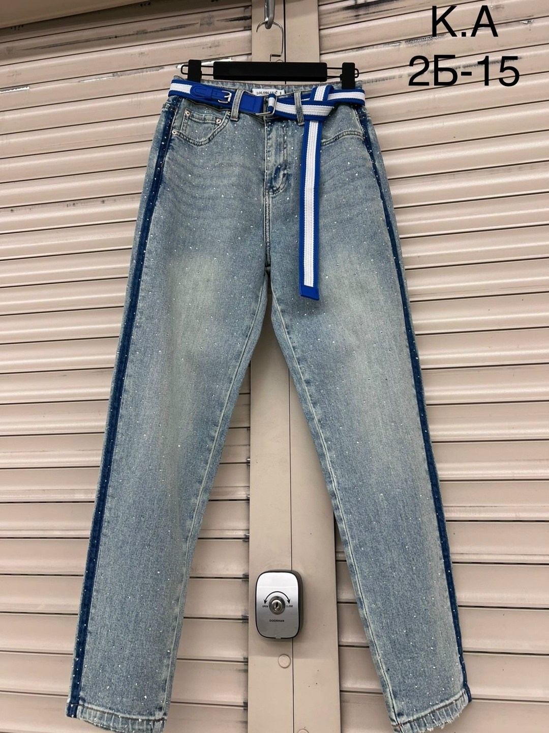 джинсы женские,джинсы со стразами,джинсы со стразами женские,модные джинсы,джинсы стильные