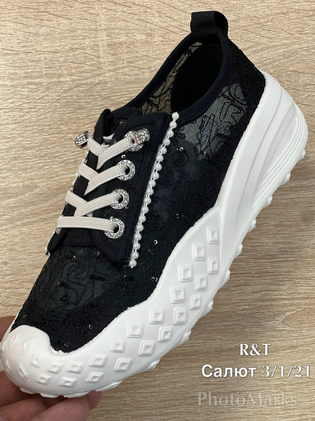 кроссовки,женские кроссовки,кроссовки модные,кроссовки мужские модные,кроссовки удобные