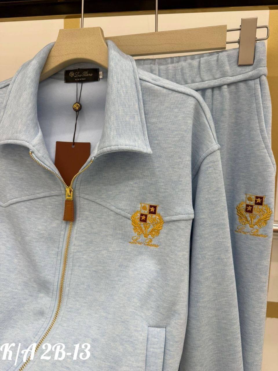 спортивный костюм miu miu,спортивный костюм,костюм miu miu,костюм спортивный женский,женский костюм