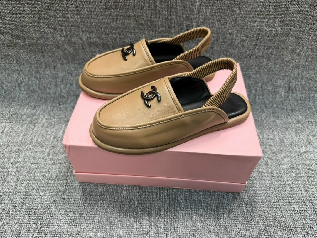 шлепанцы шанель,,шлепки шанель,босоножки chanel,лоферы chanel