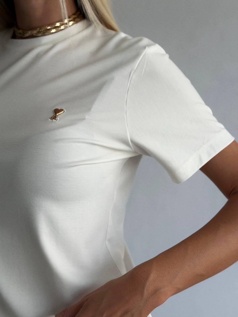 футболки женская,базовая женская футболка,белая женская футболка,футболки модные,базовая футболка