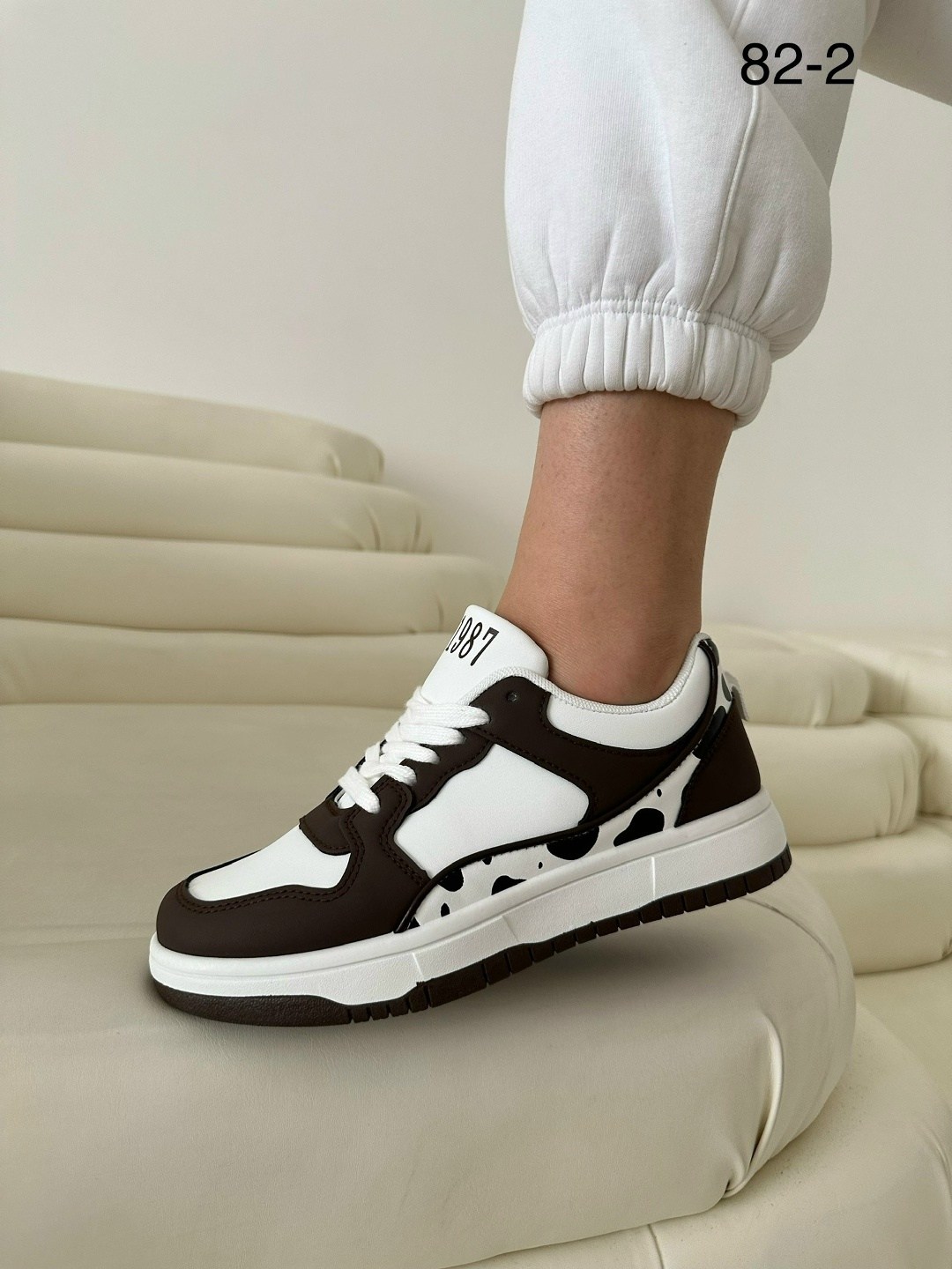 ,кроссовки женскиe,спортивная ,модные кроссовки,кроссовки платформа