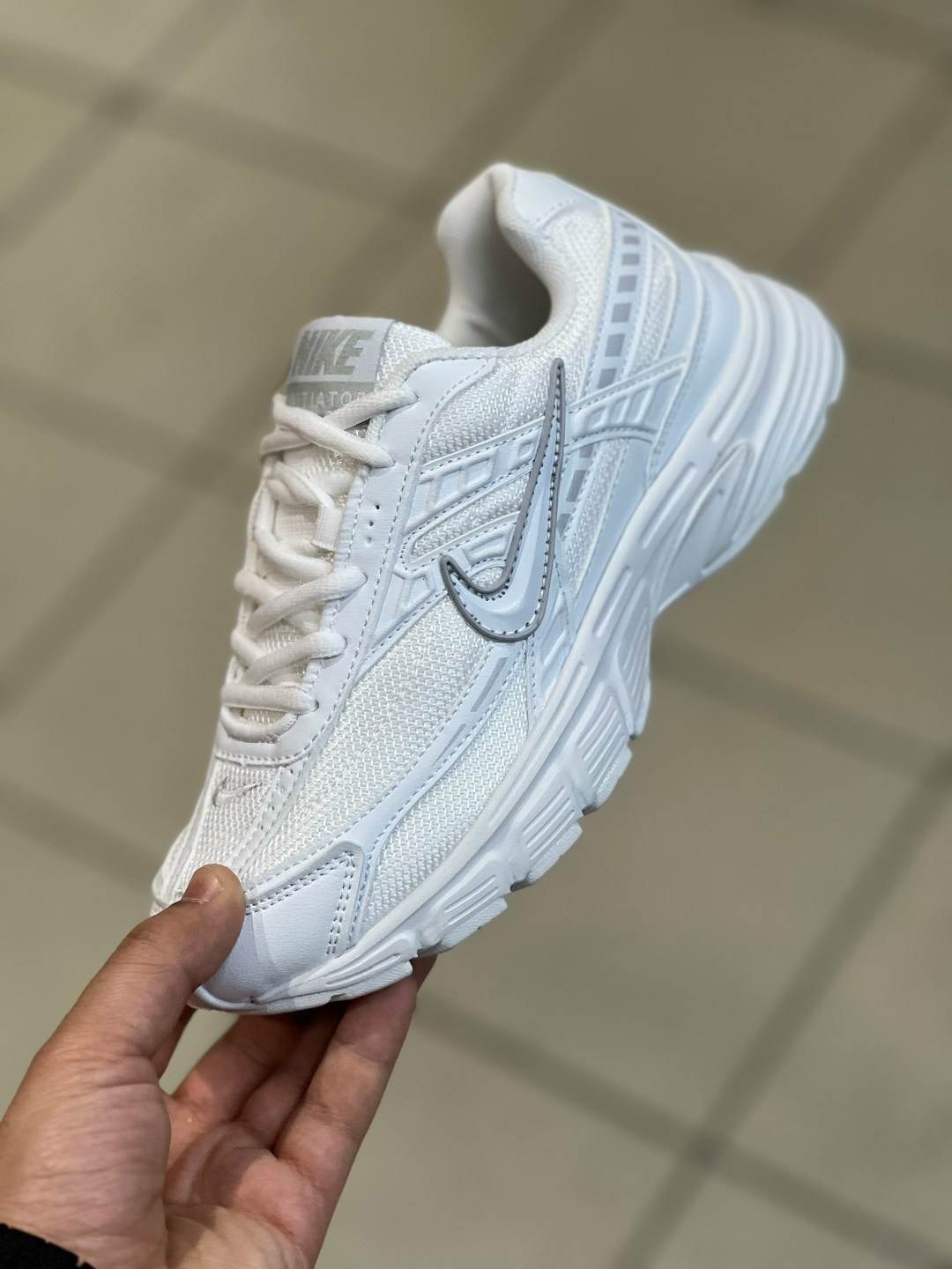 кроссовки nike initiator,nike initiator,кроссовки nike,кроссовки nike initiator 'metallic silver black',кроссовки