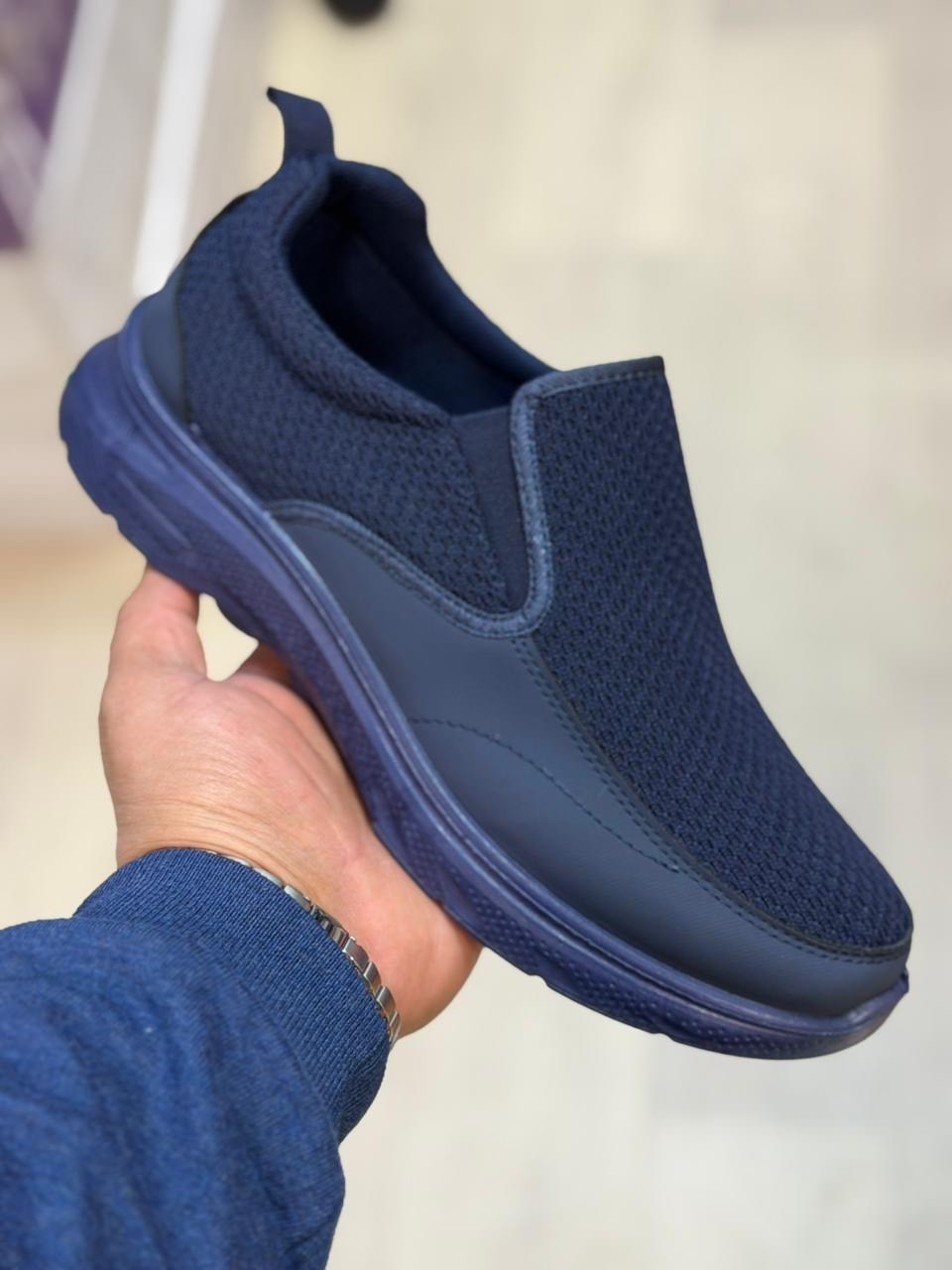 ,спортивная , повседневные,кроссовки удобные,обуви