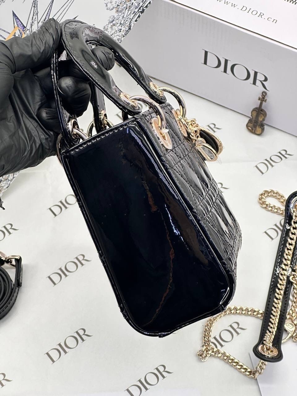 dior сумка,сумка lady dior натуральная кожа лак,сумка женская dior,сумка lady dior,christian dior сумка