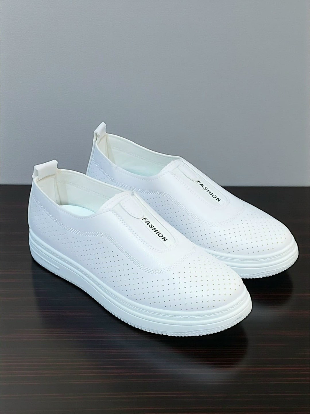 ,повседневная ,слипоны черные зенден,мужская ,женская