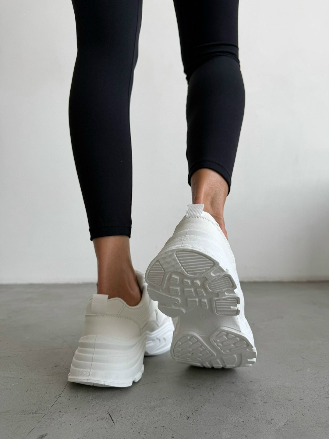 женские кроссовки,кроссовки,кроссовки белые женские на высокой подошве,белые кроссовки женские с большой подошвой,белые женские кроссовки