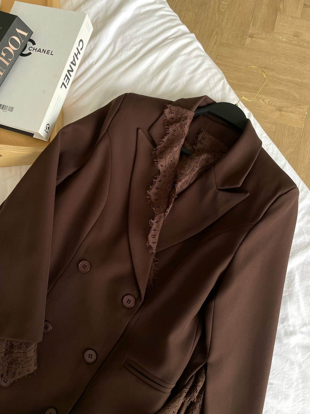 приталенное пальто,пальто женские,коричневое пальто,пальто миди,демисезонное пальто