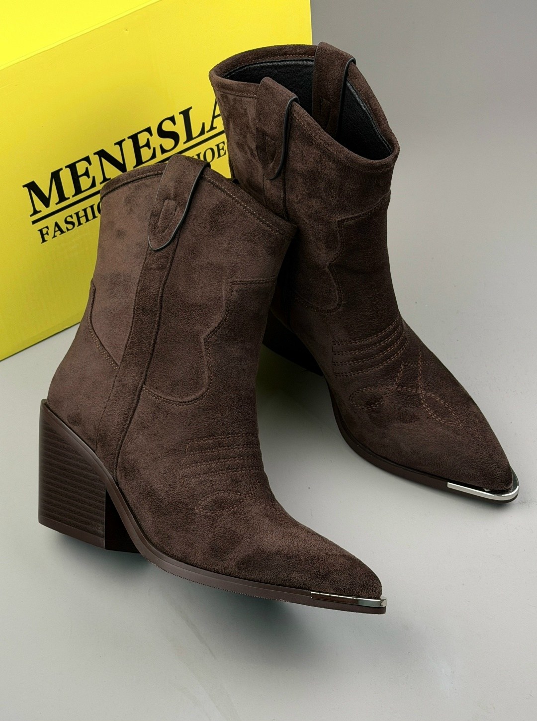 казаки демисезонные ботинки замшевые,,казаки замшевые эконика,казаки замшевые женские,казаки замшевые