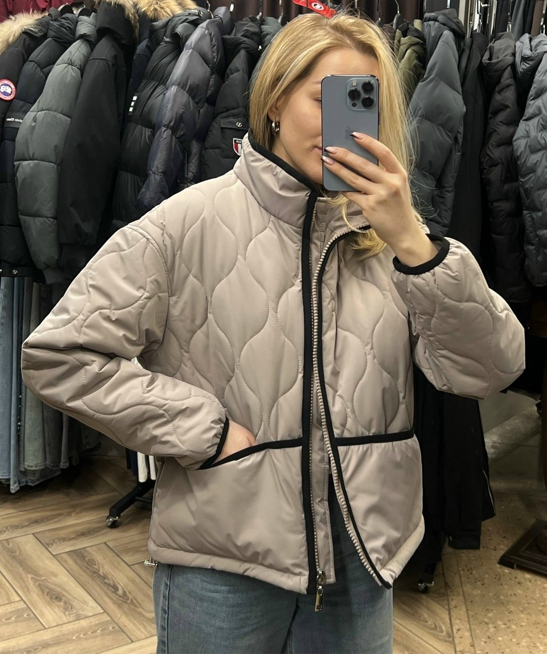 куртка,куртка женская,легкая куртка,куртка демисезонная,стильная куртка