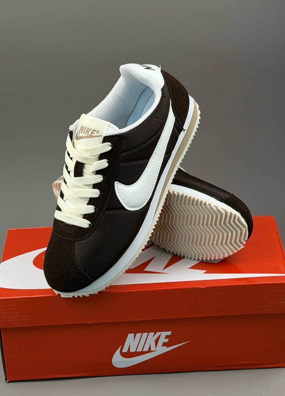 кроссовки nike classic cortez leather,кроссовки nike cortez,кроссовки cortez коричневые nike,кроссовки мужские nike cortez,кроссовки женские nike cortez