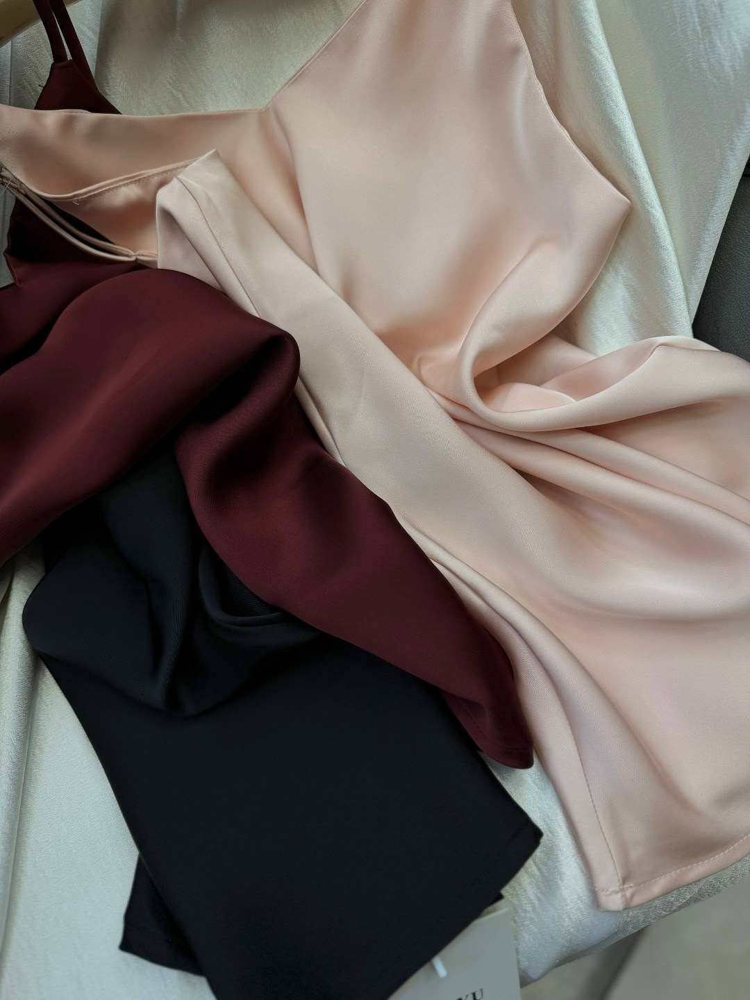 шелковый топ,майка женская,женский шелковый топ,женские топы