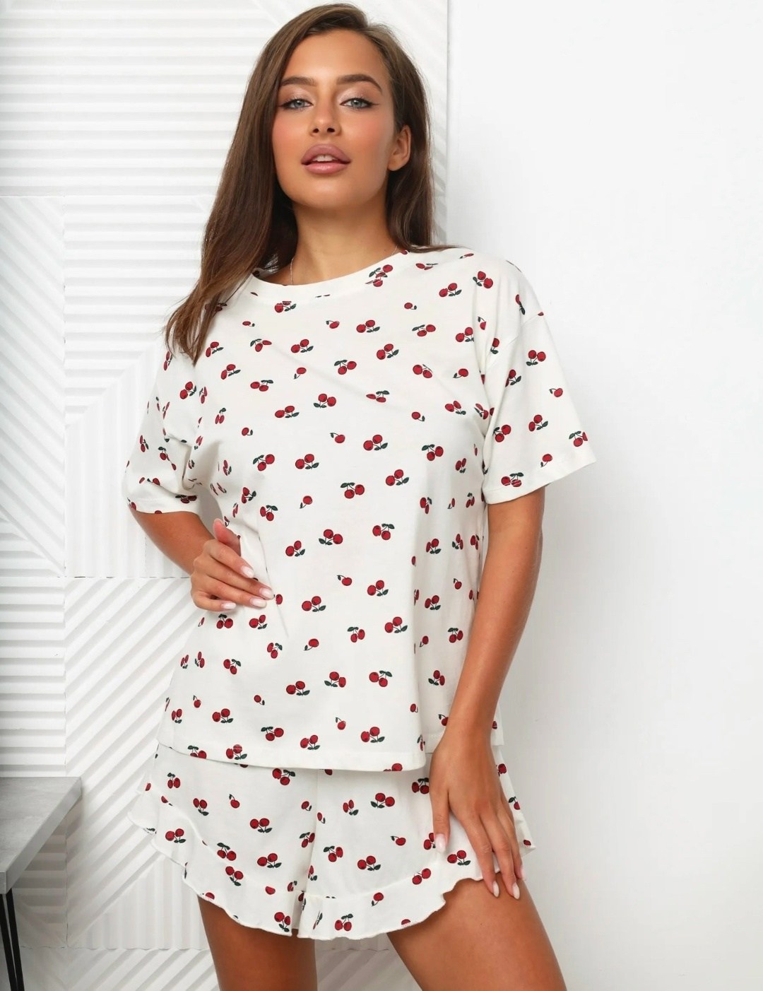 пижама с шортами и футболкой с вишней муслиновая katalinof,пижама женская,пижама с шортами женский,женская пижама с шортами с принтом вишенки,женская хлопковая пижама с шортами happyfox