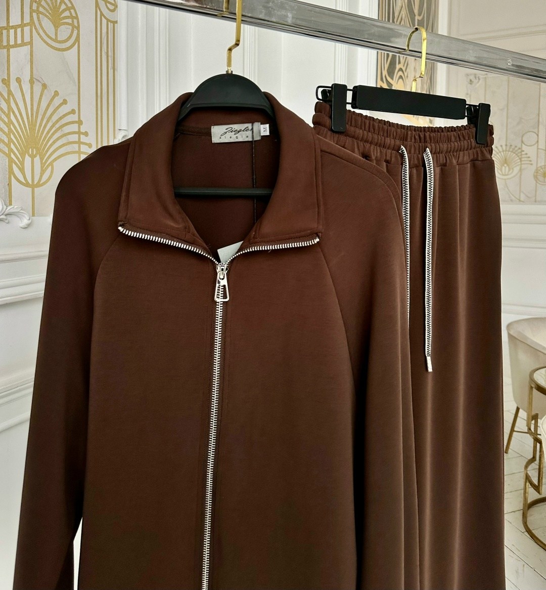 брючный костюм,костюм трикотажный,женский костюм,трикотажный костюм женский,спортивный костюм женский