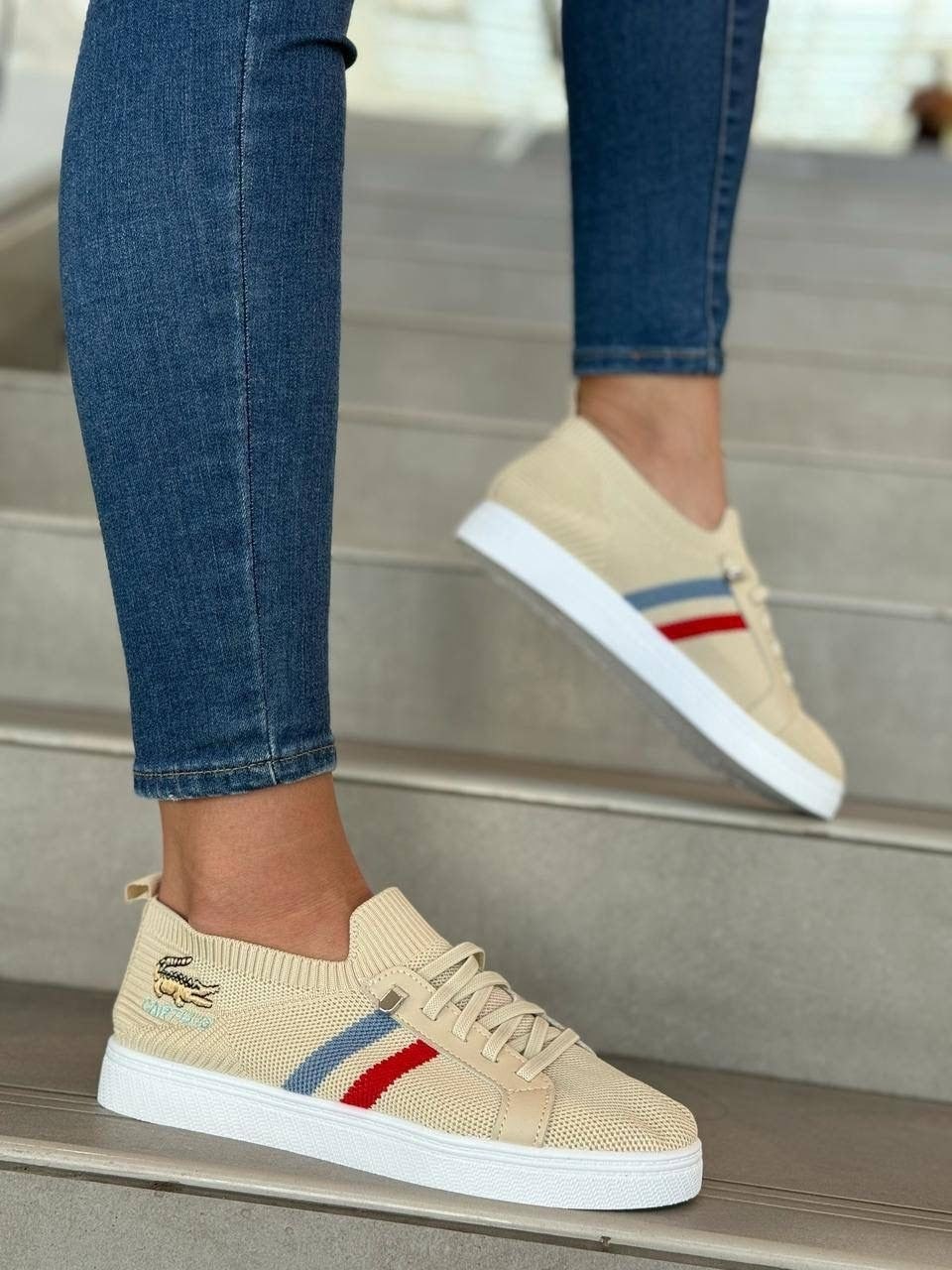 ,повседневная ,спортивная ,повседневные кроссовки,парусиновая