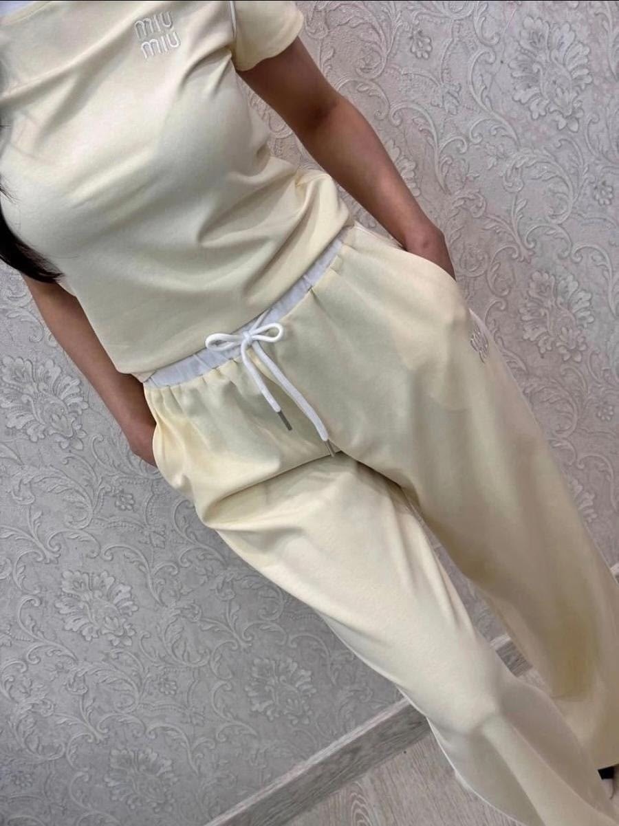 костюм miu miu,женский спортивный костюм,костюм спортивный,костюмчик,костюм спортивные женские костюмы